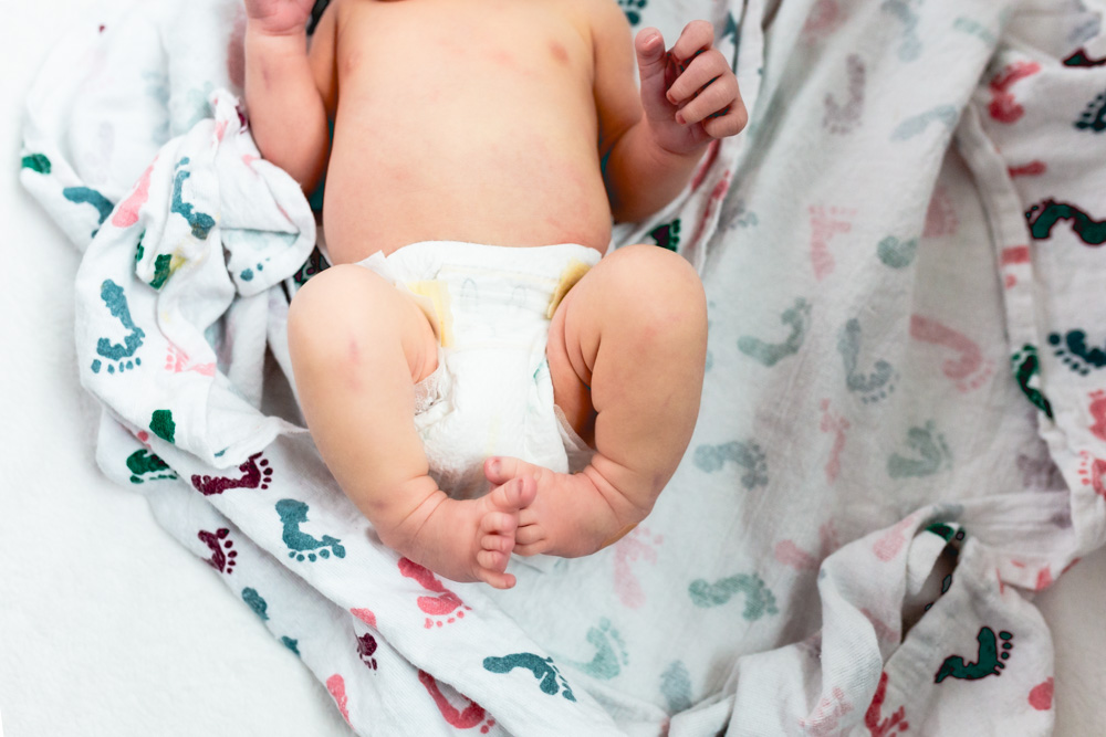 Dallas Newborn Hospital Photos Baby's Feet Detail